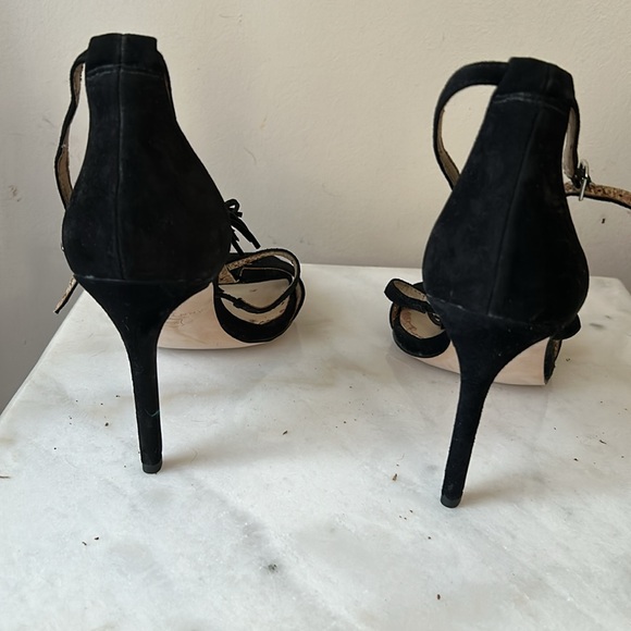 New in box, Ann Taylor fringe suede pumps, size 8 1/2, - Picture 2 of 9